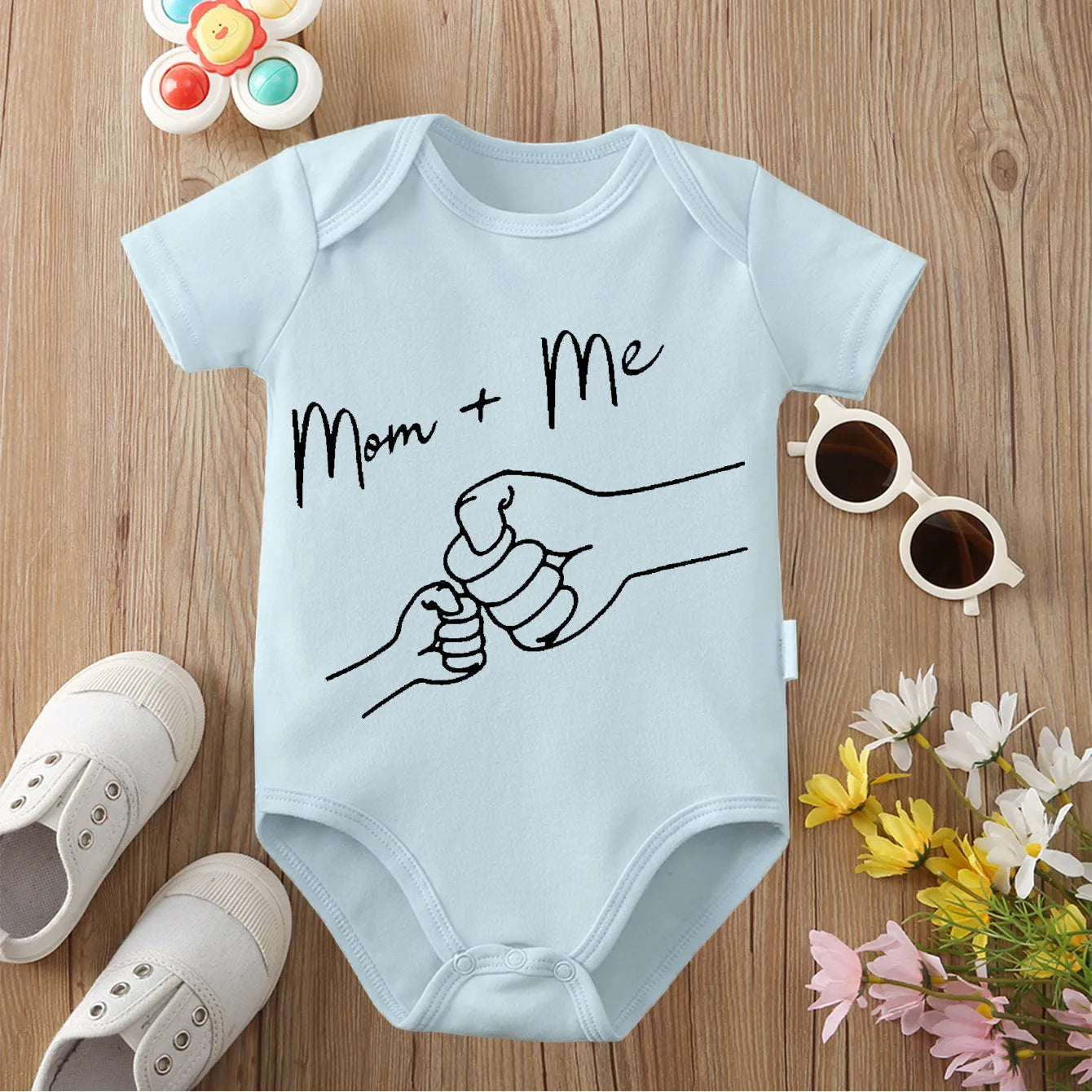 MOM and ME Exquisite Print 100% Cotton Cloths Comfortable Onesie Bodysuit for Baby Jumpsuit for 0 to 12 Months Newborn